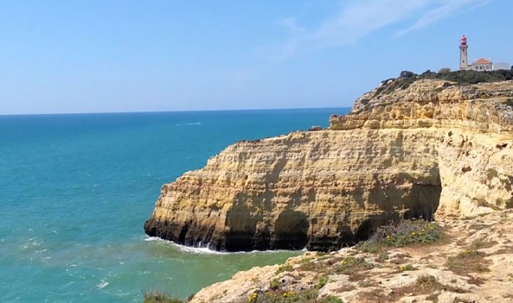 sete vales suspensos portugal